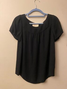Anthropologie Vanessa Virginia perforated Black Short Sleeve Scoop Neck Top